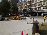 岳麓区学士街道白鹤社区公共停车场一进一出加辅助相机